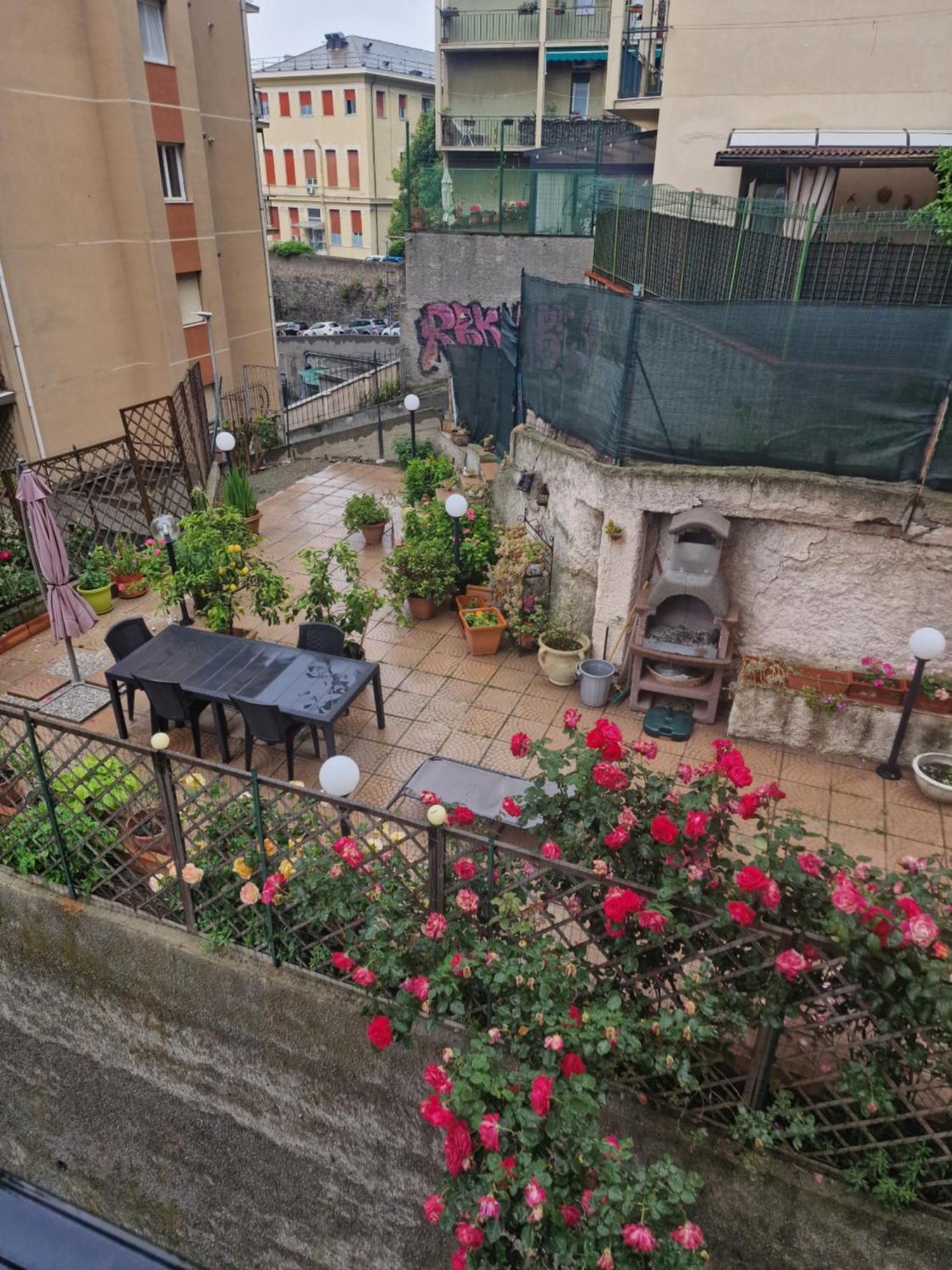 Apartamento La Perla Bianca Génova Exterior foto